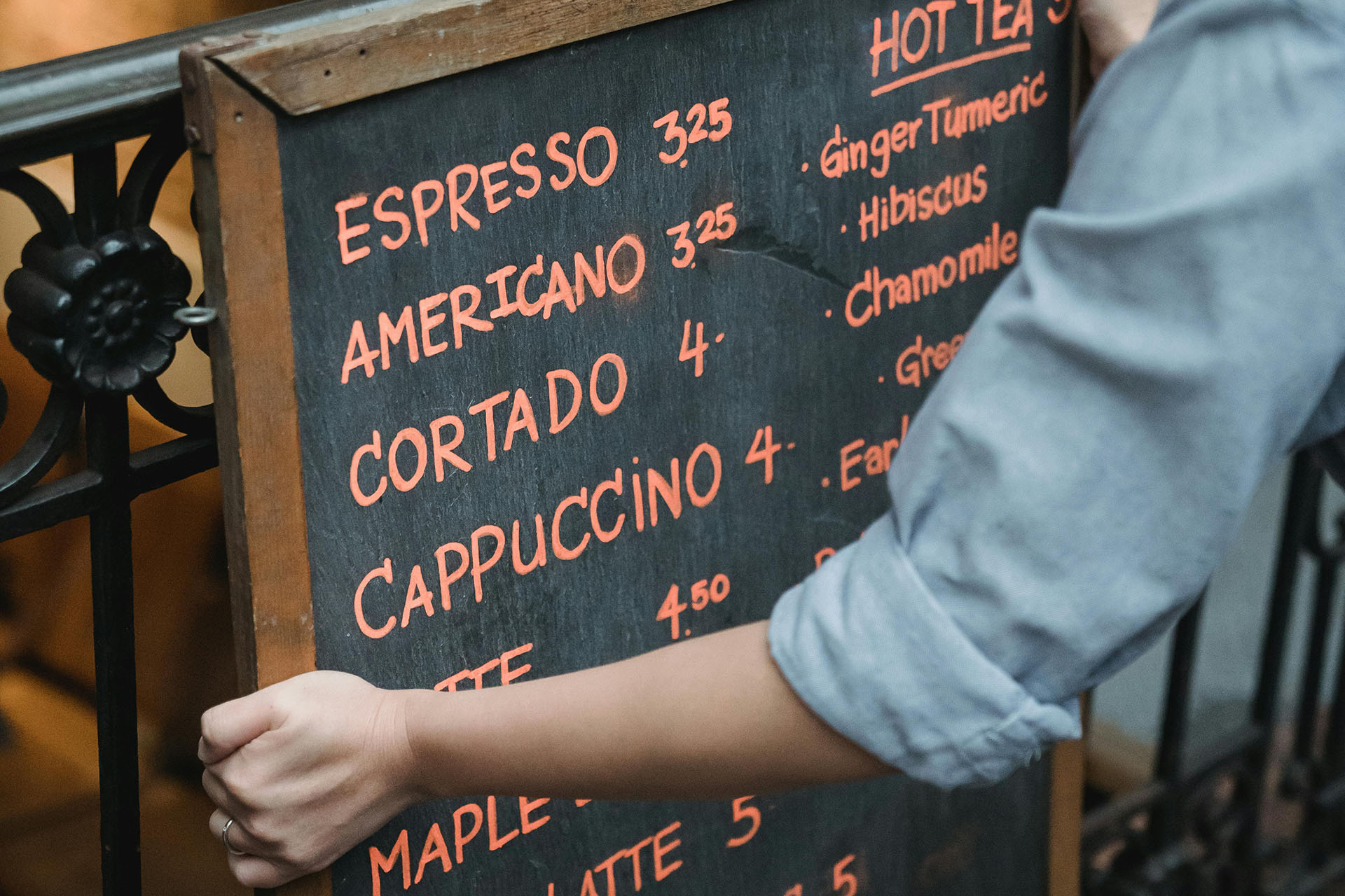 Actividades auxiliares en el punto de venta